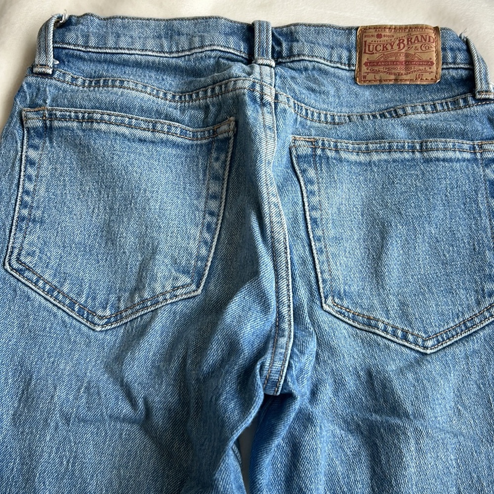 Lucky brand jeans, authentic straight crop size 00-24